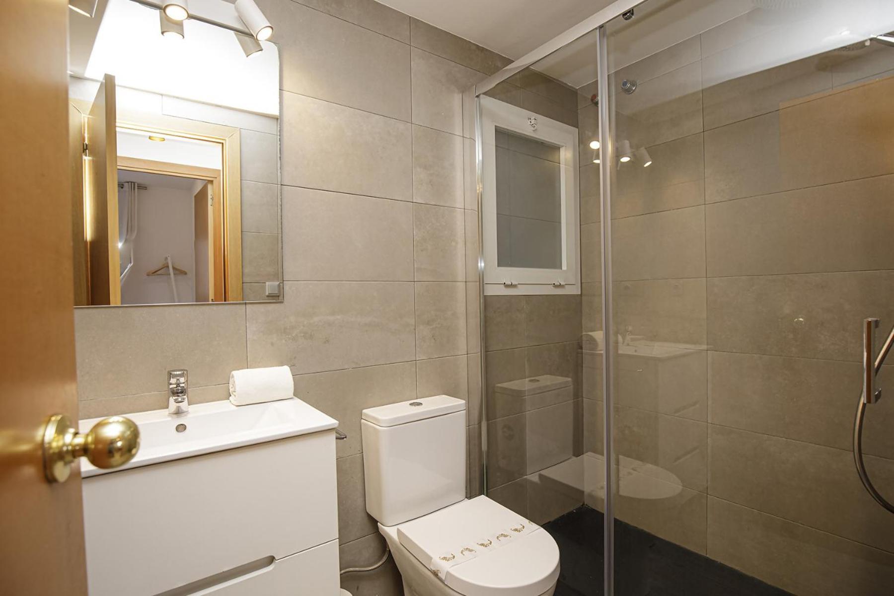 Apartamento Con Gran Terraza En Girona Ngoại thất bức ảnh